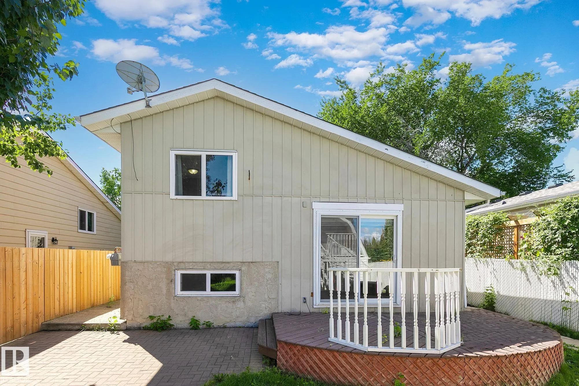 218 GREENWOOD Drive