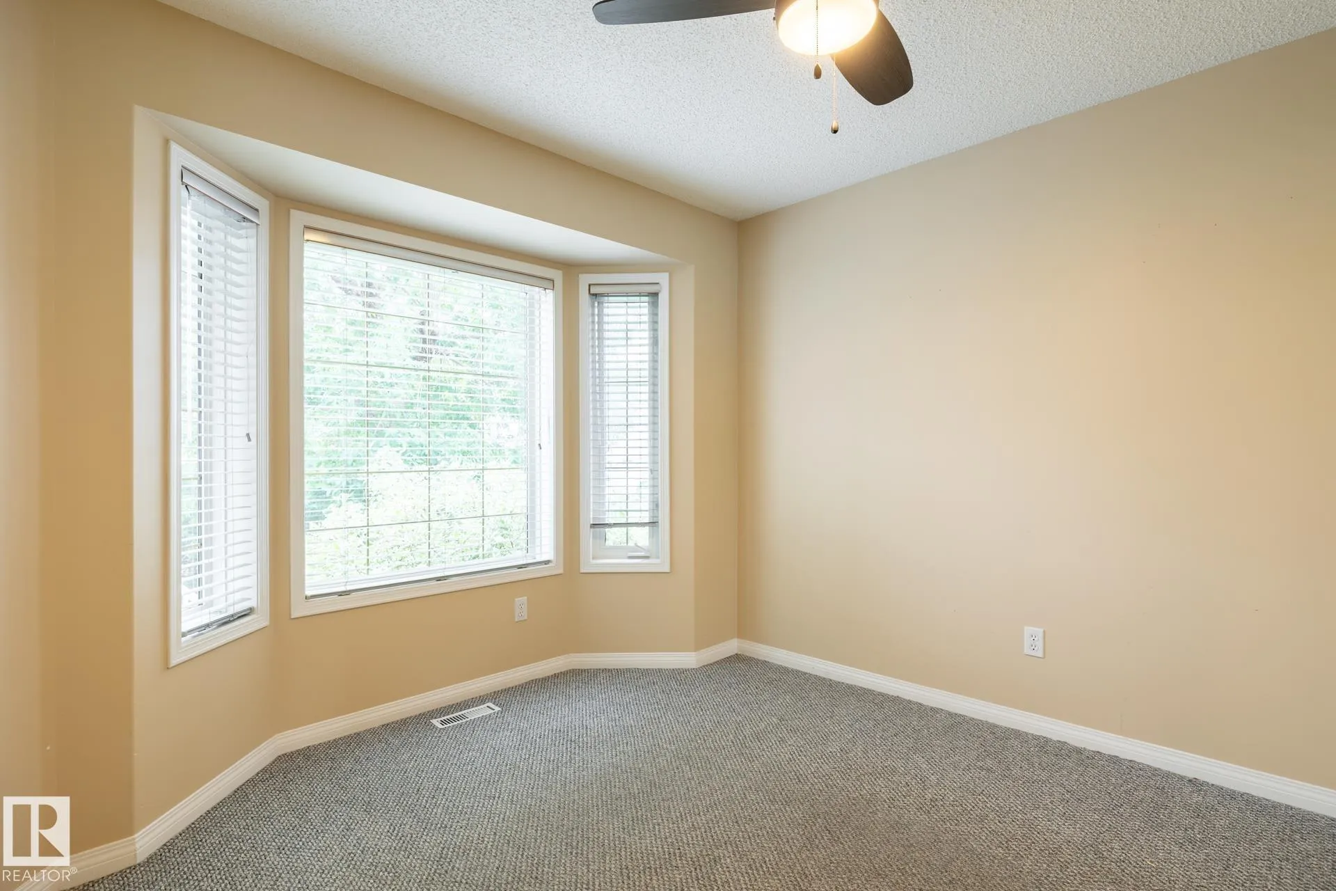 201 BOTHWELL Drive