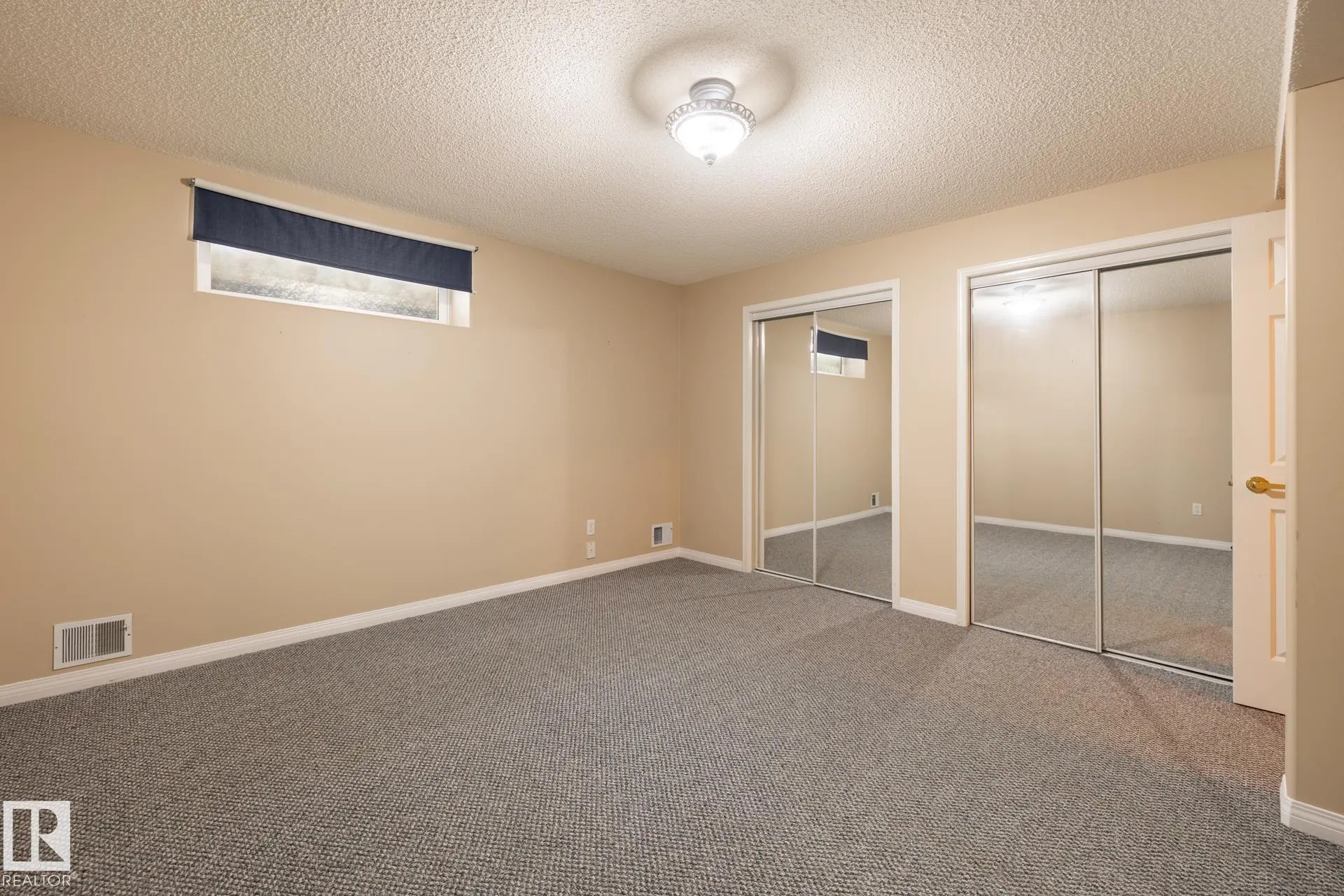201 BOTHWELL Drive