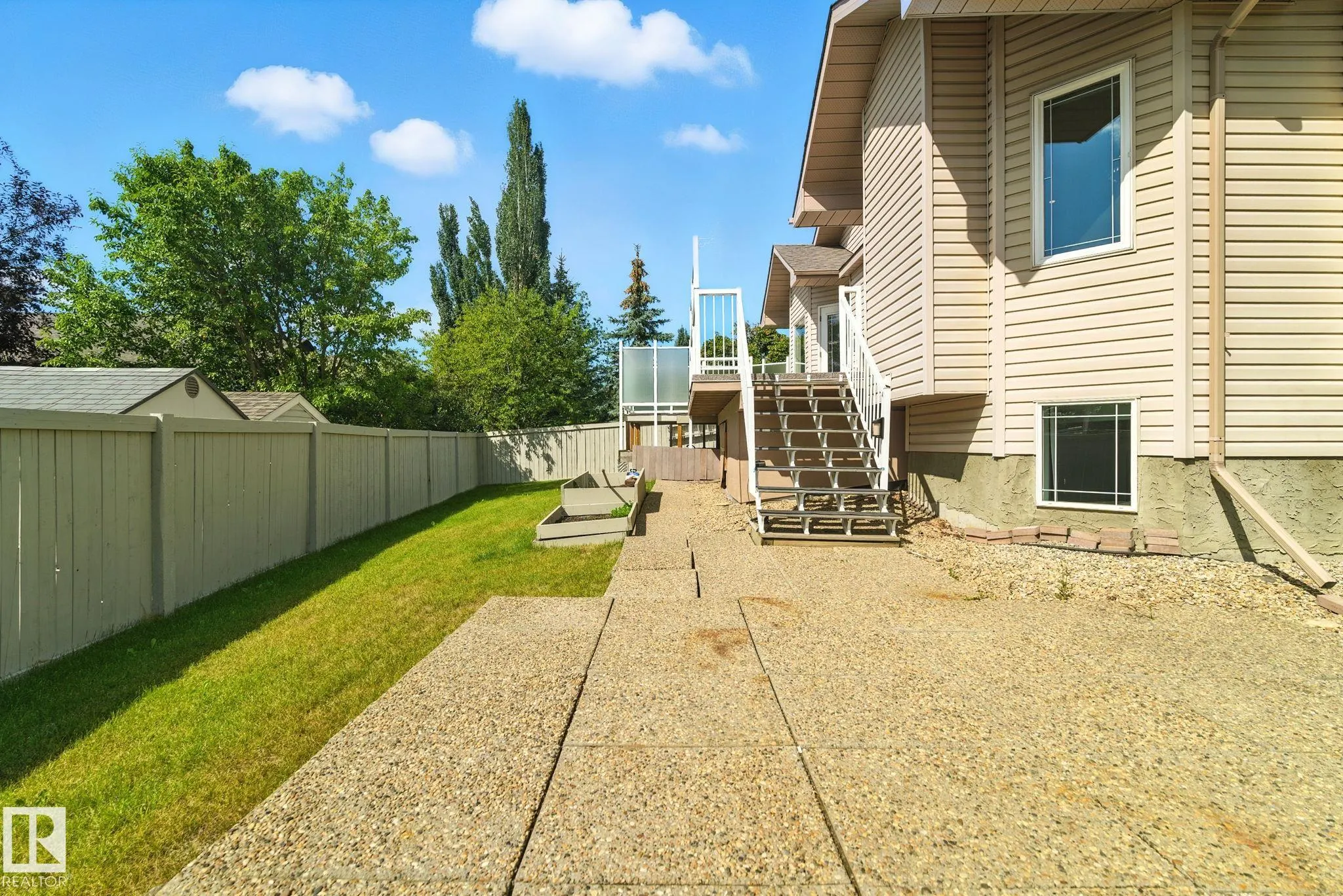 17 KENDALL Crescent