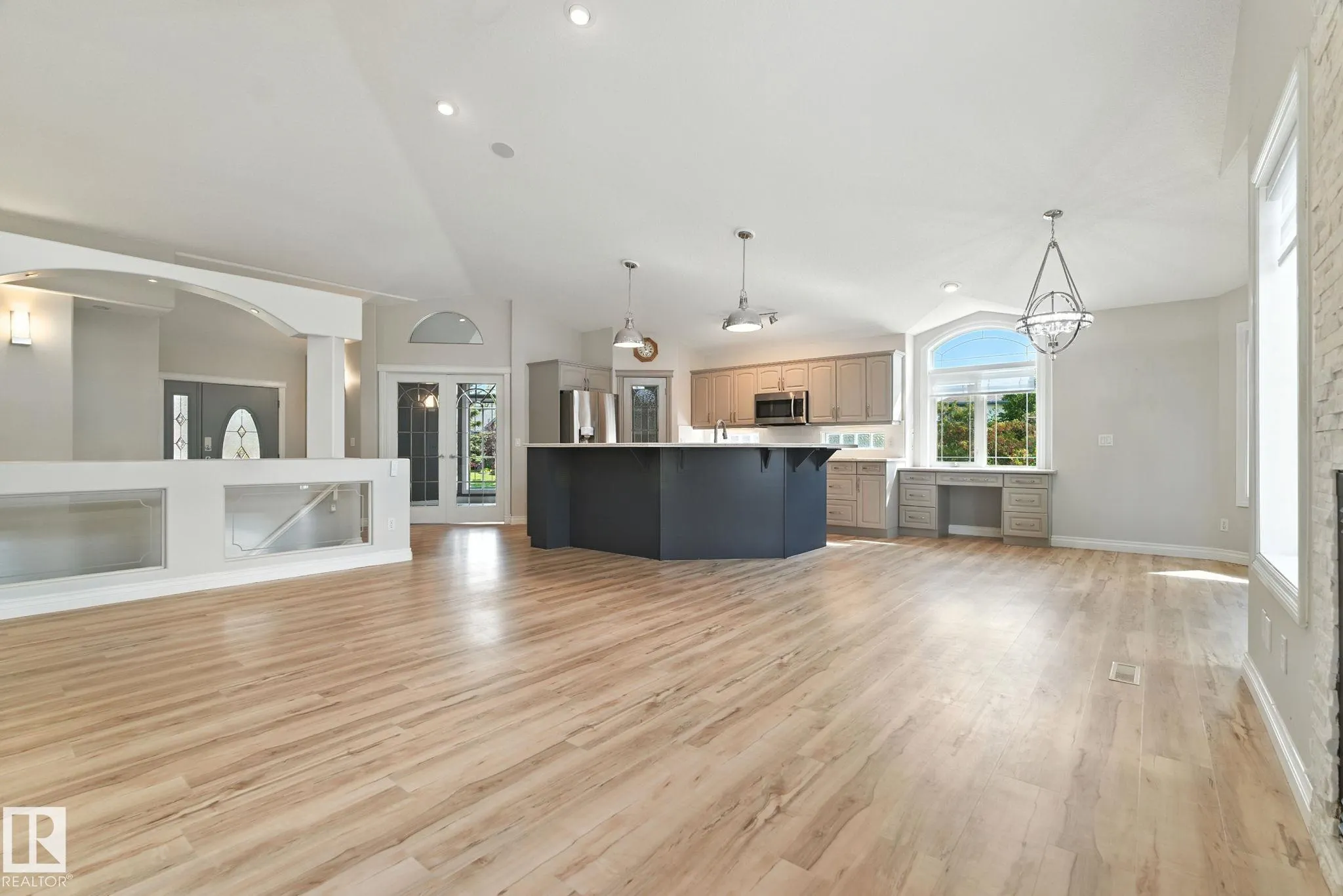 17 KENDALL Crescent