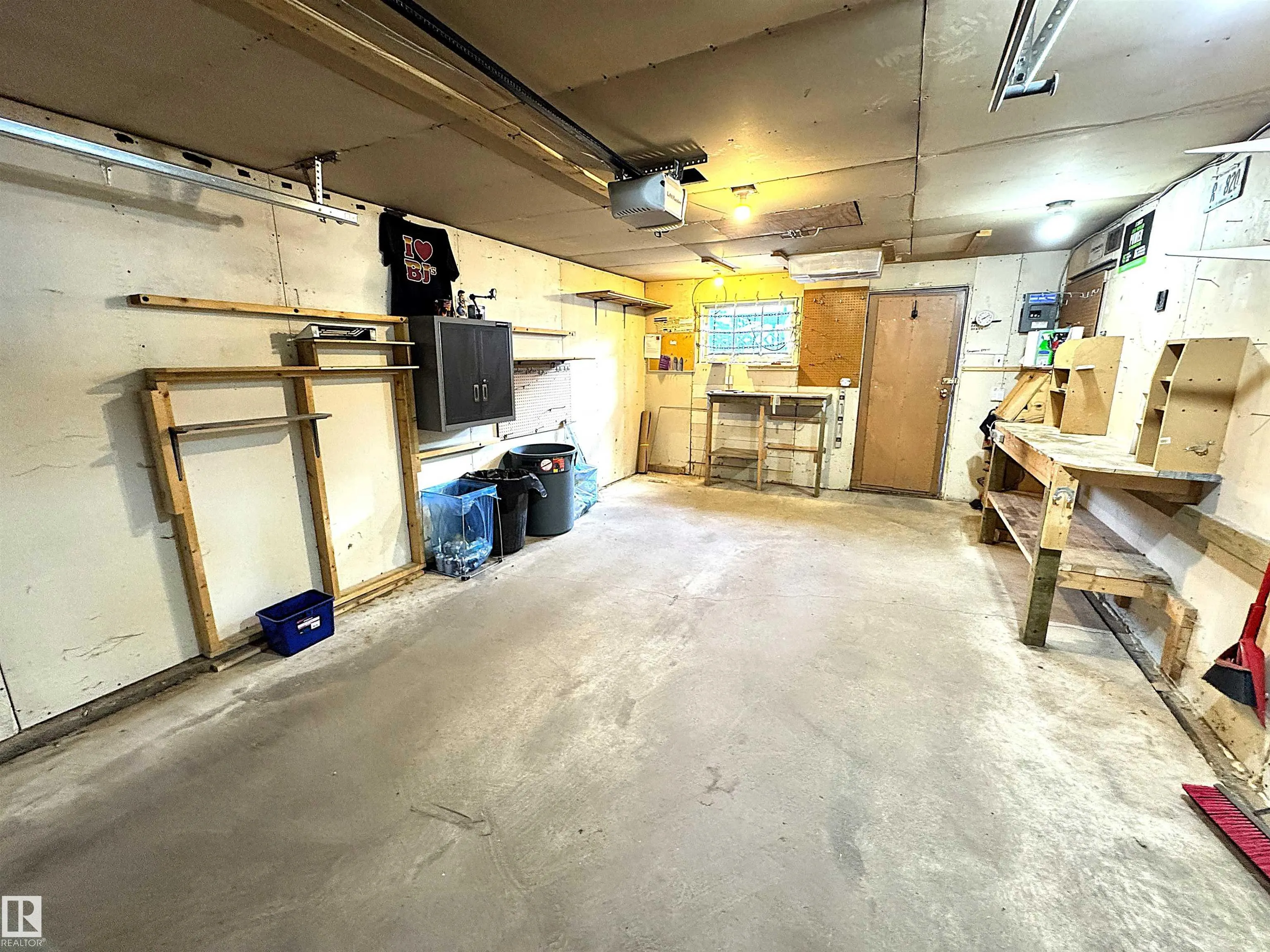 7336 75 Street