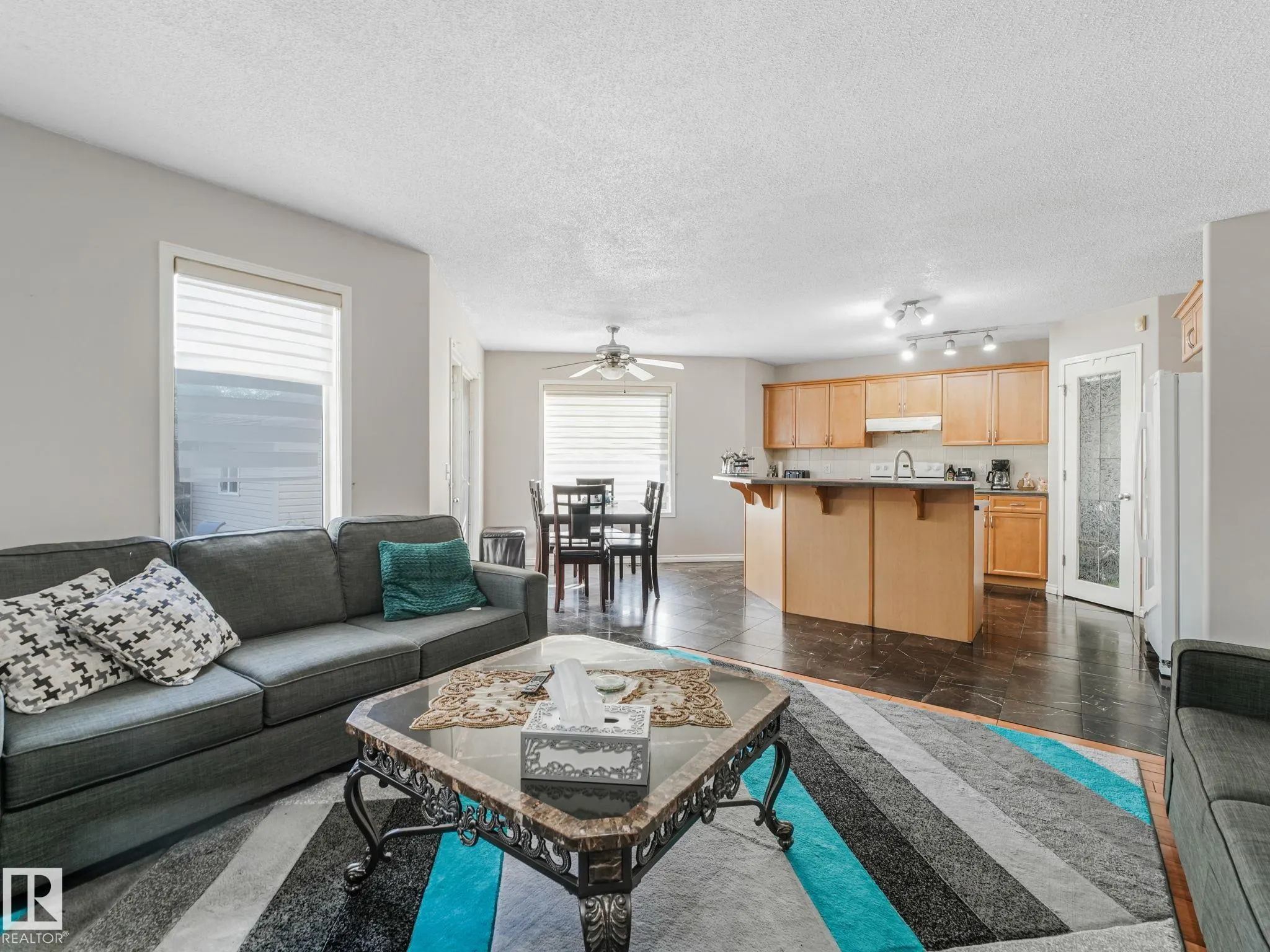 11807 170 Avenue