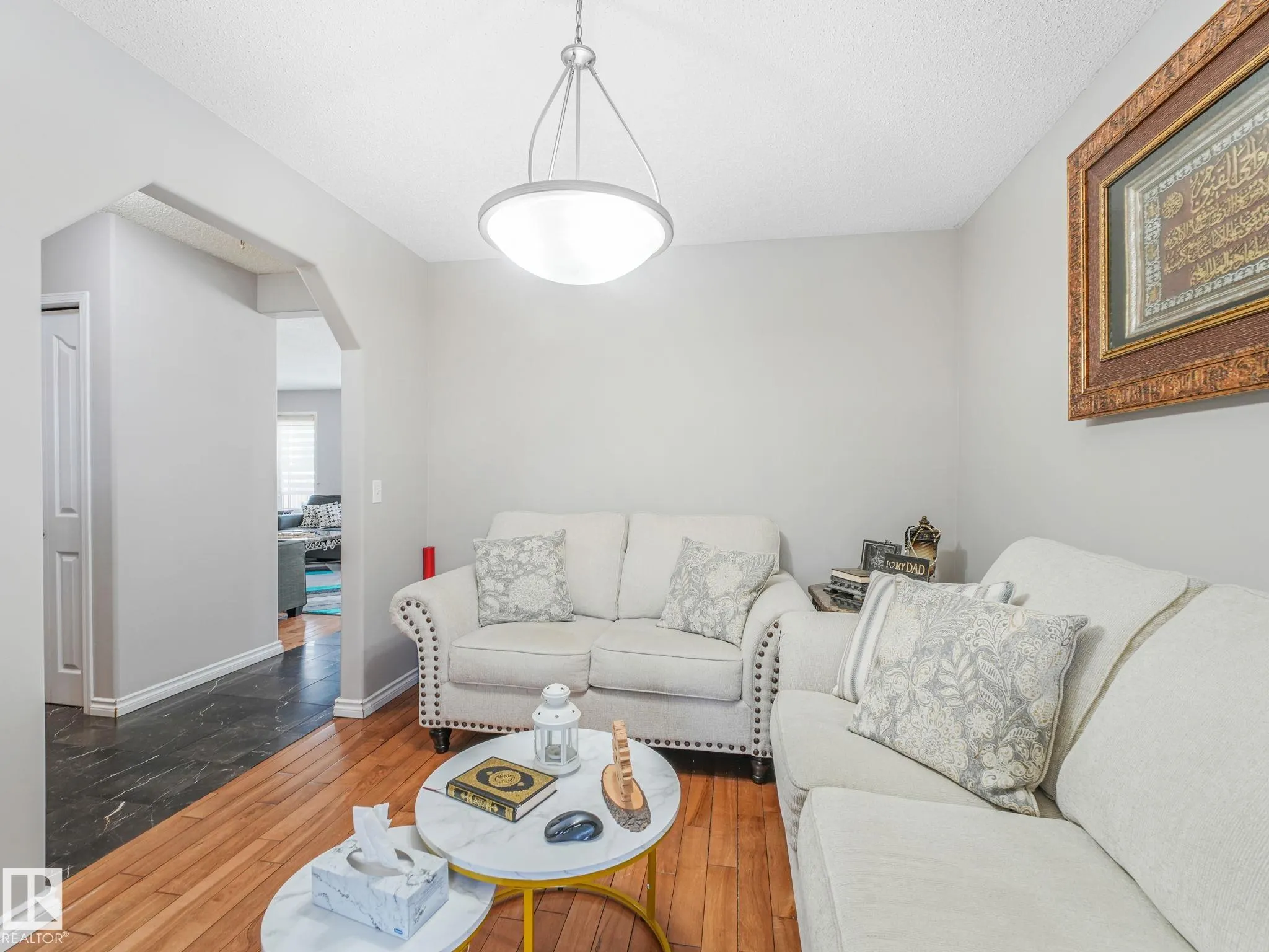 11807 170 Avenue