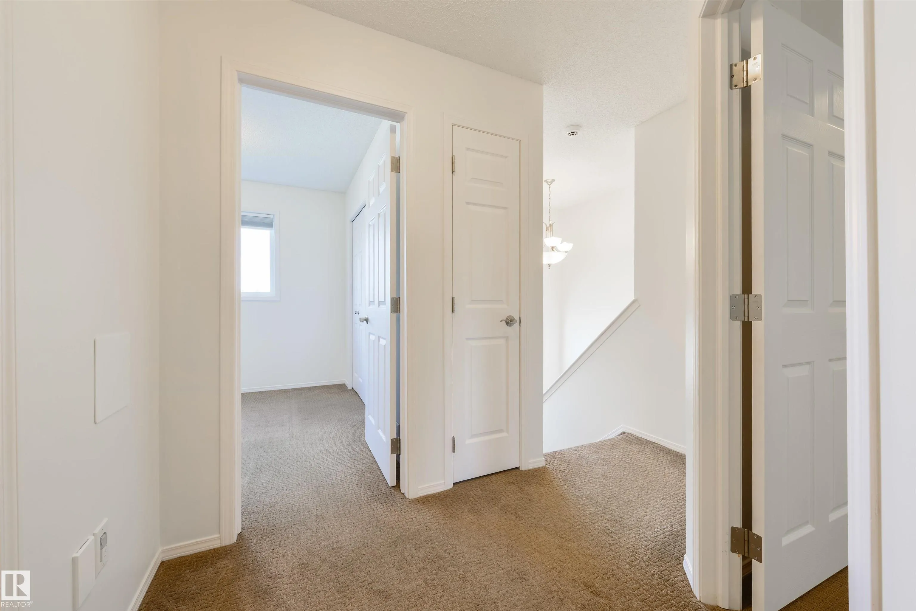 44 HEATHERLANDS Way