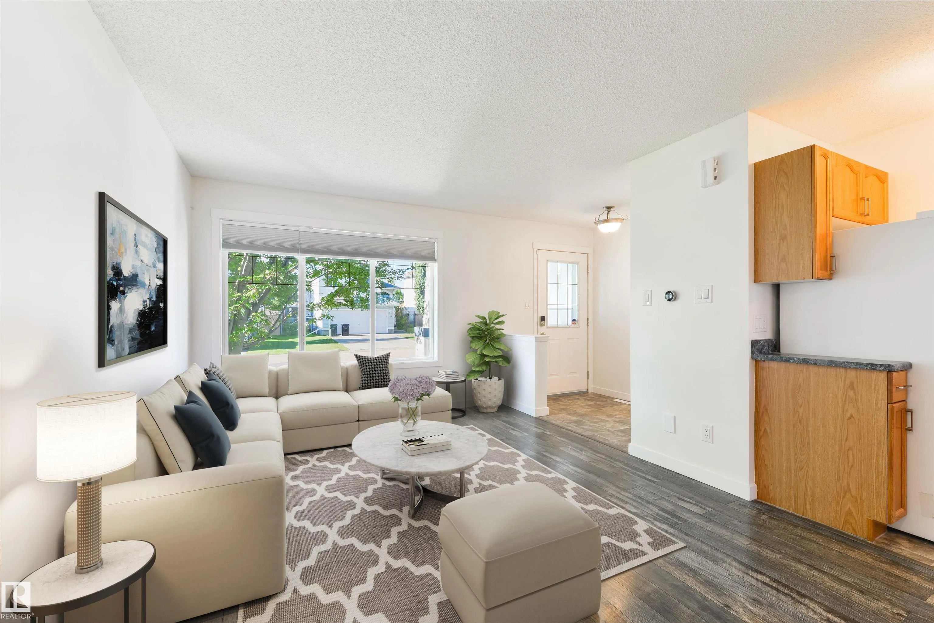 44 HEATHERLANDS Way