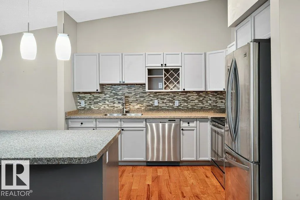 3 POIRIER Avenue