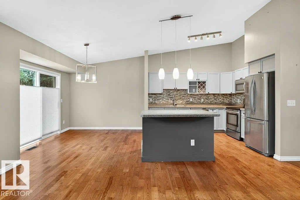 3 POIRIER Avenue