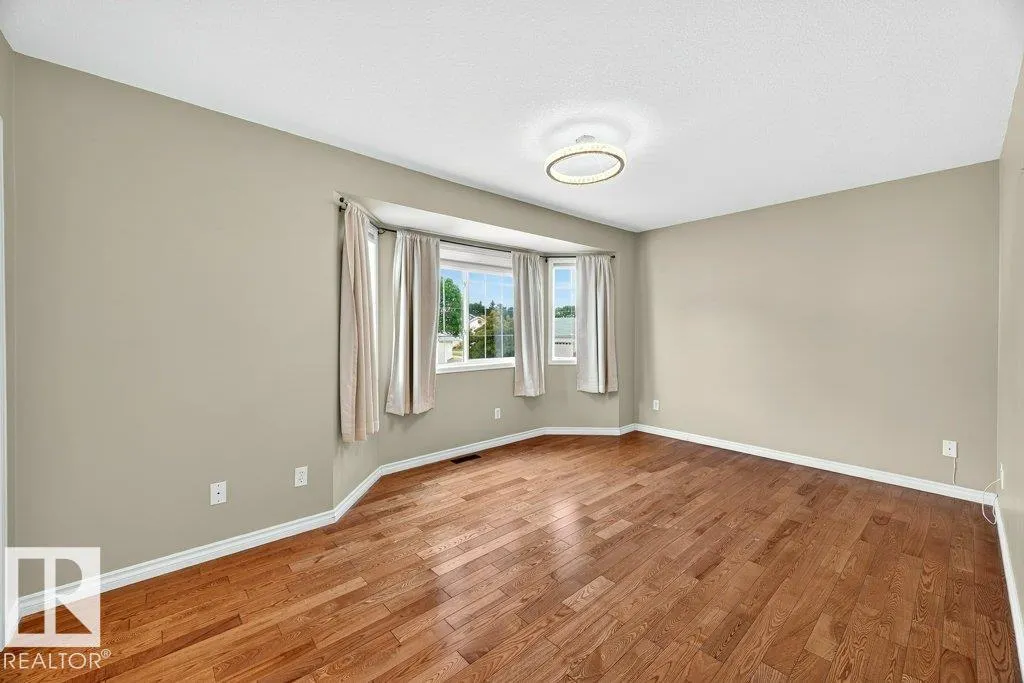 3 POIRIER Avenue