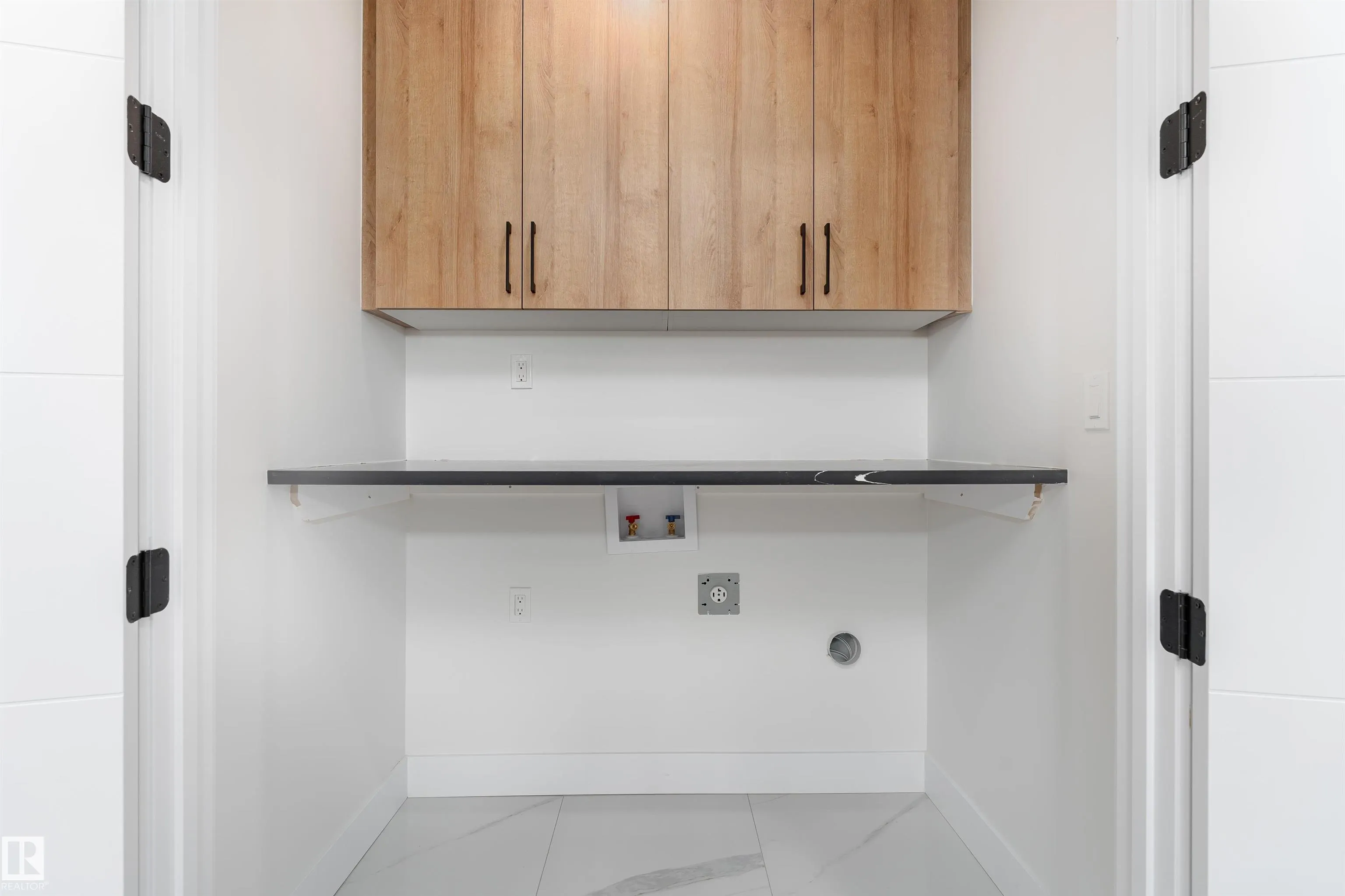 78 Eldridge Point(e)