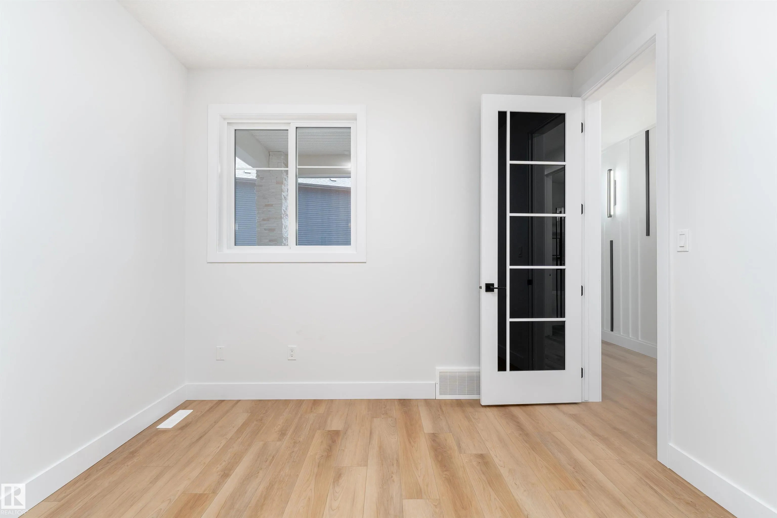 78 Eldridge Point(e)
