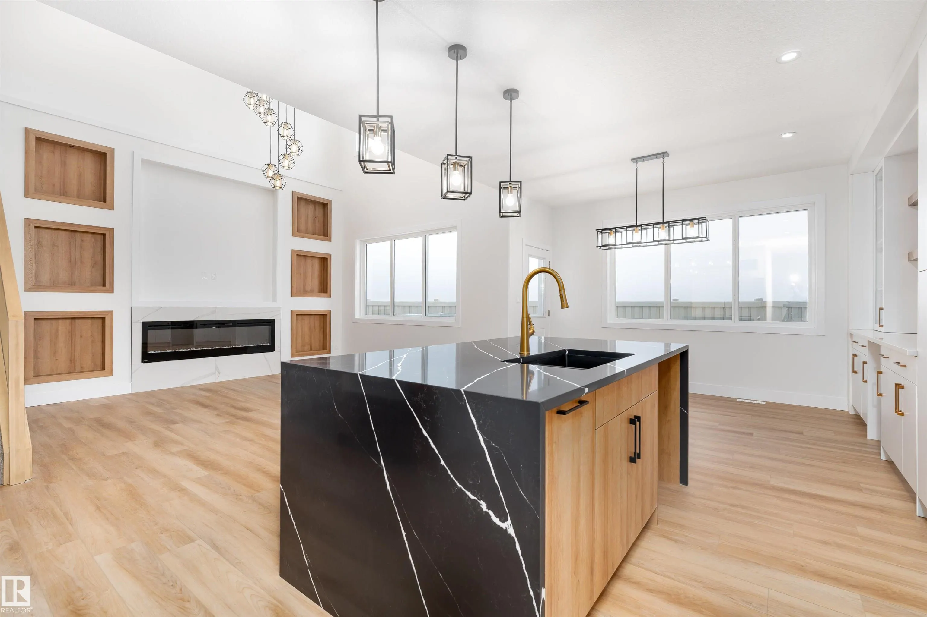 78 Eldridge Point(e)