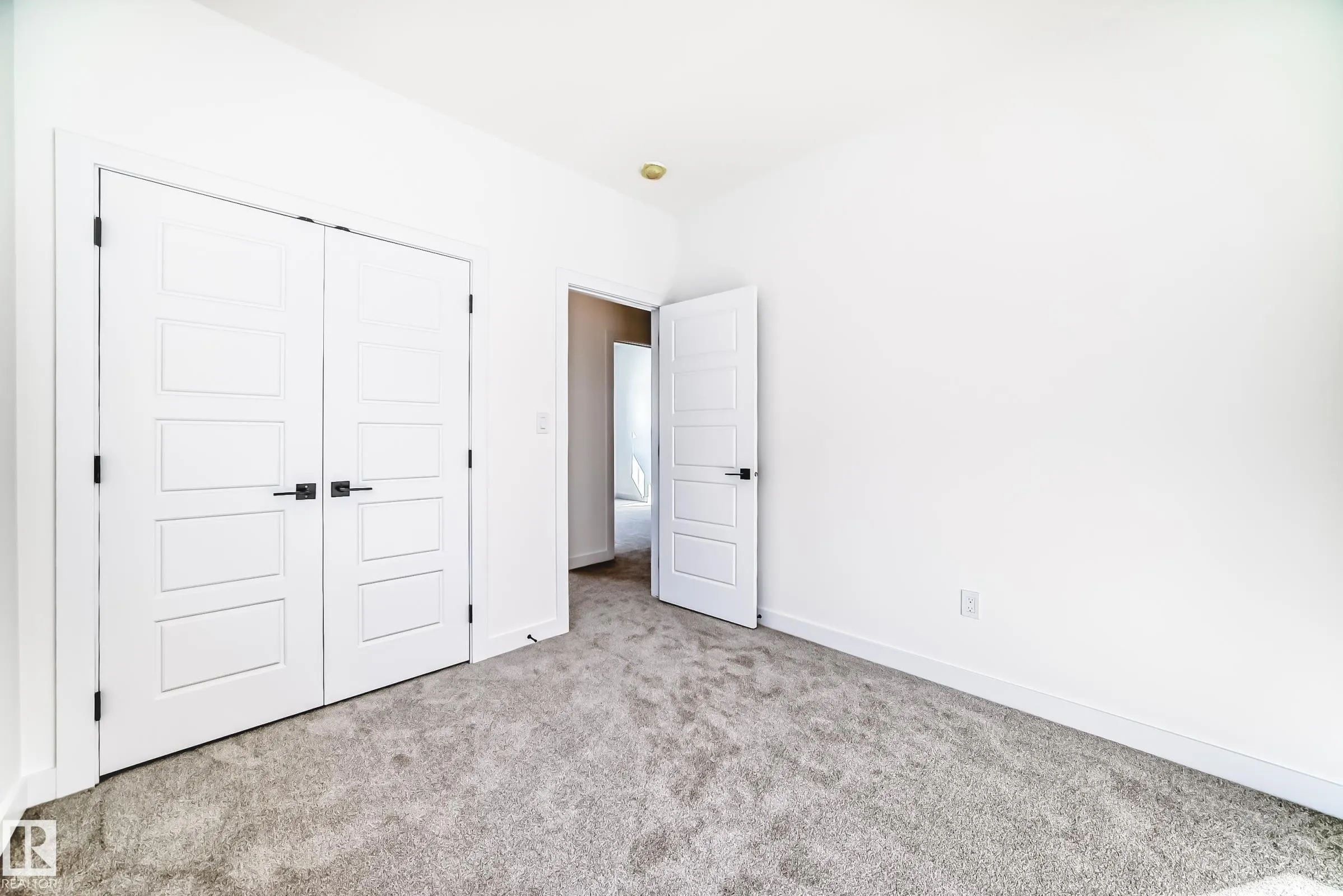 205 KETTYL Court