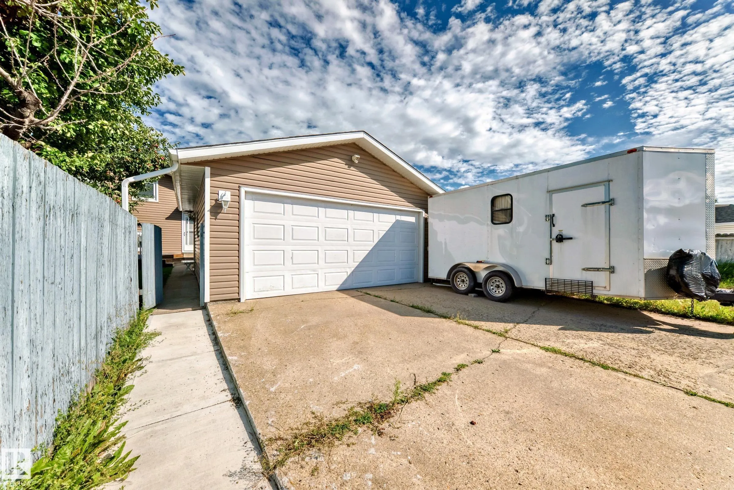 14608 29A Street