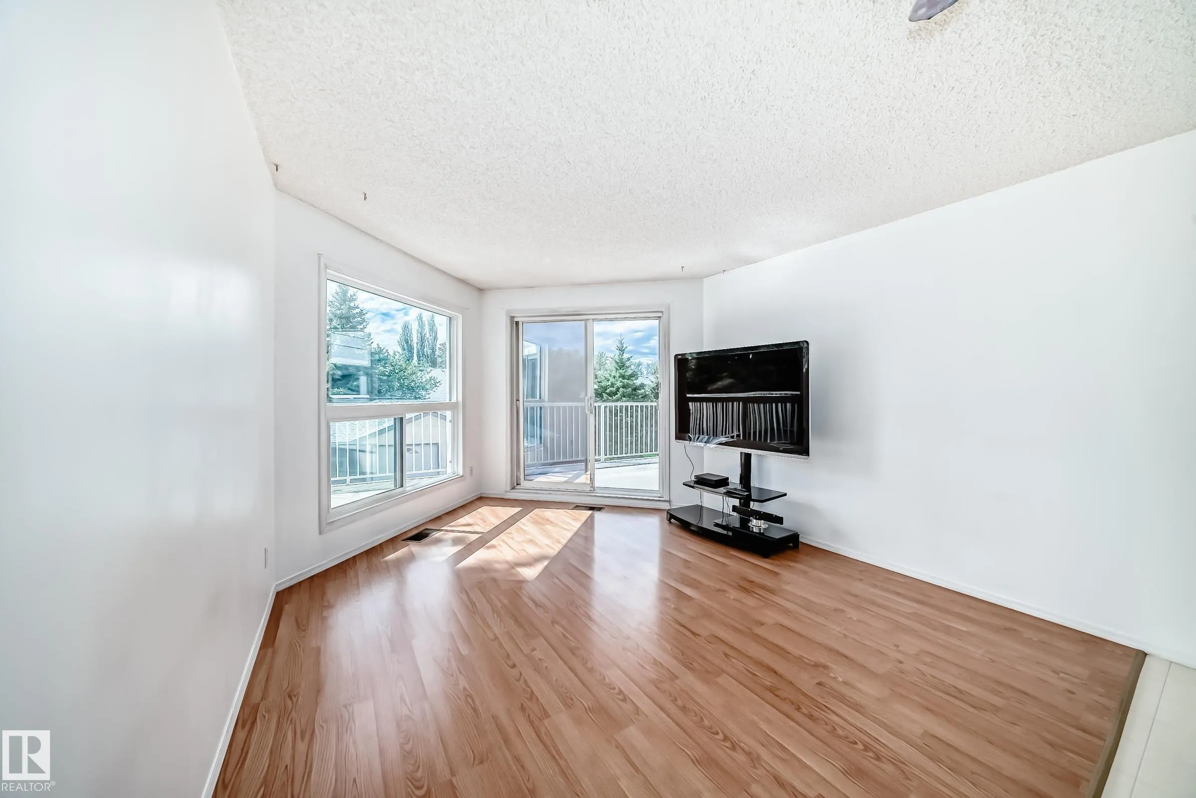 65 GERVAIS Road