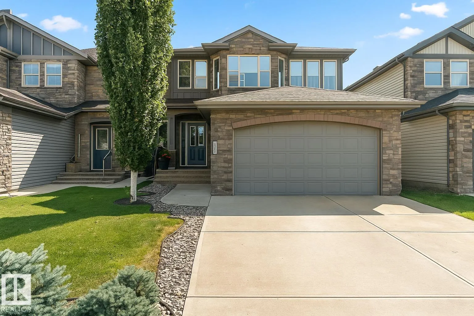 22 Garneau Gate