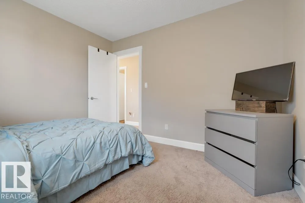 2366 WARE Crescent