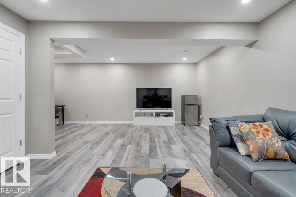 2366 WARE Crescent