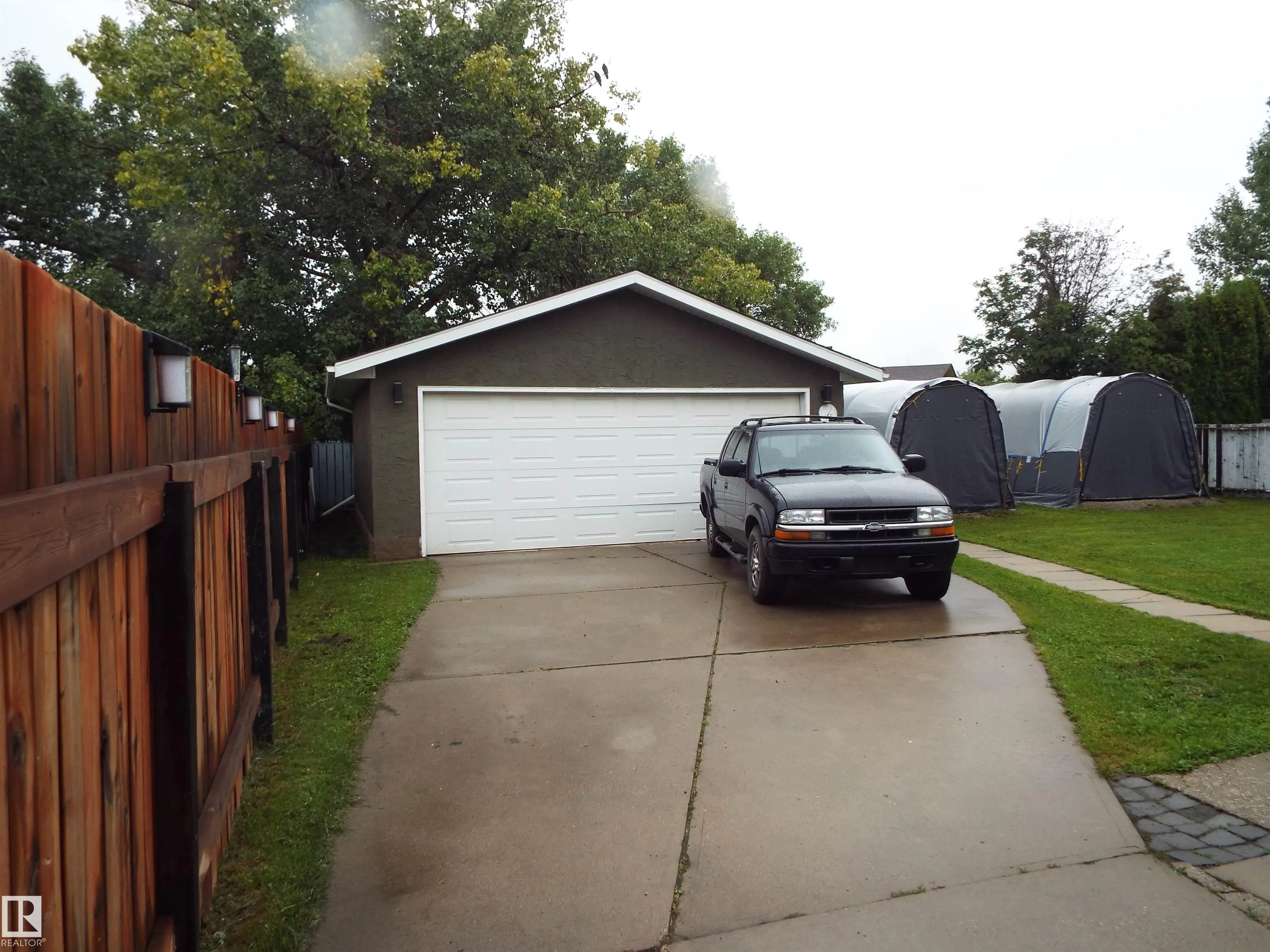 3614 CALEDONIA Drive