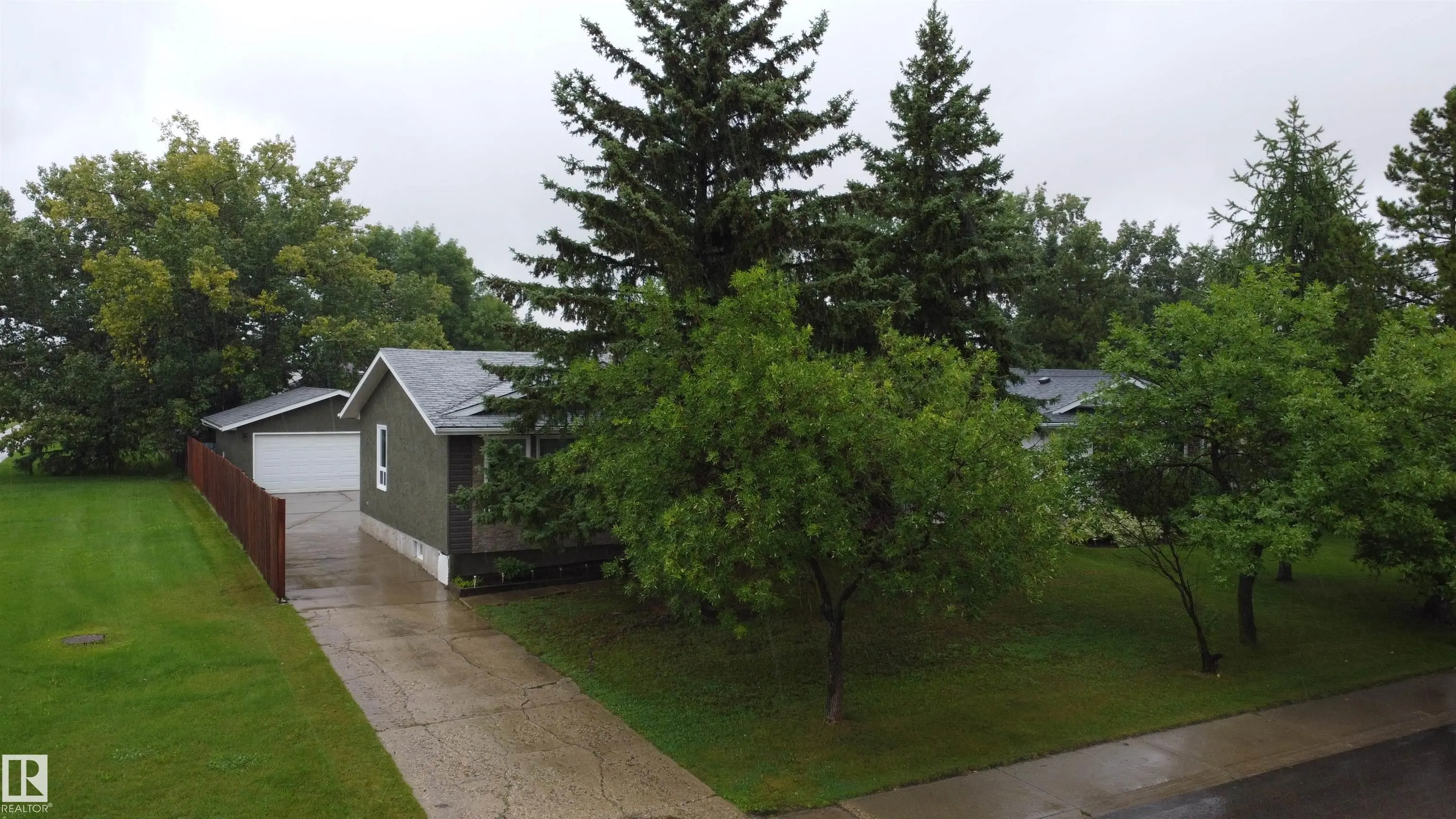 3614 CALEDONIA Drive