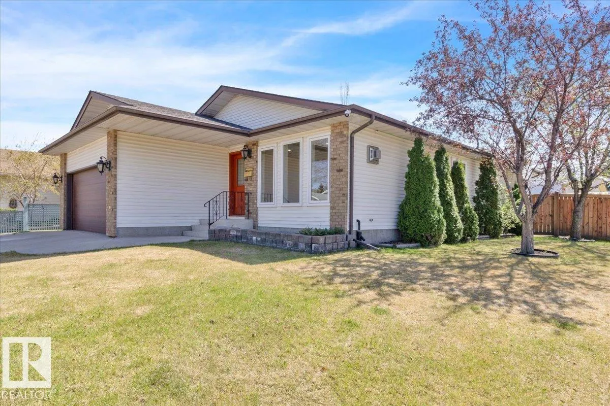 1 COACHMAN Place