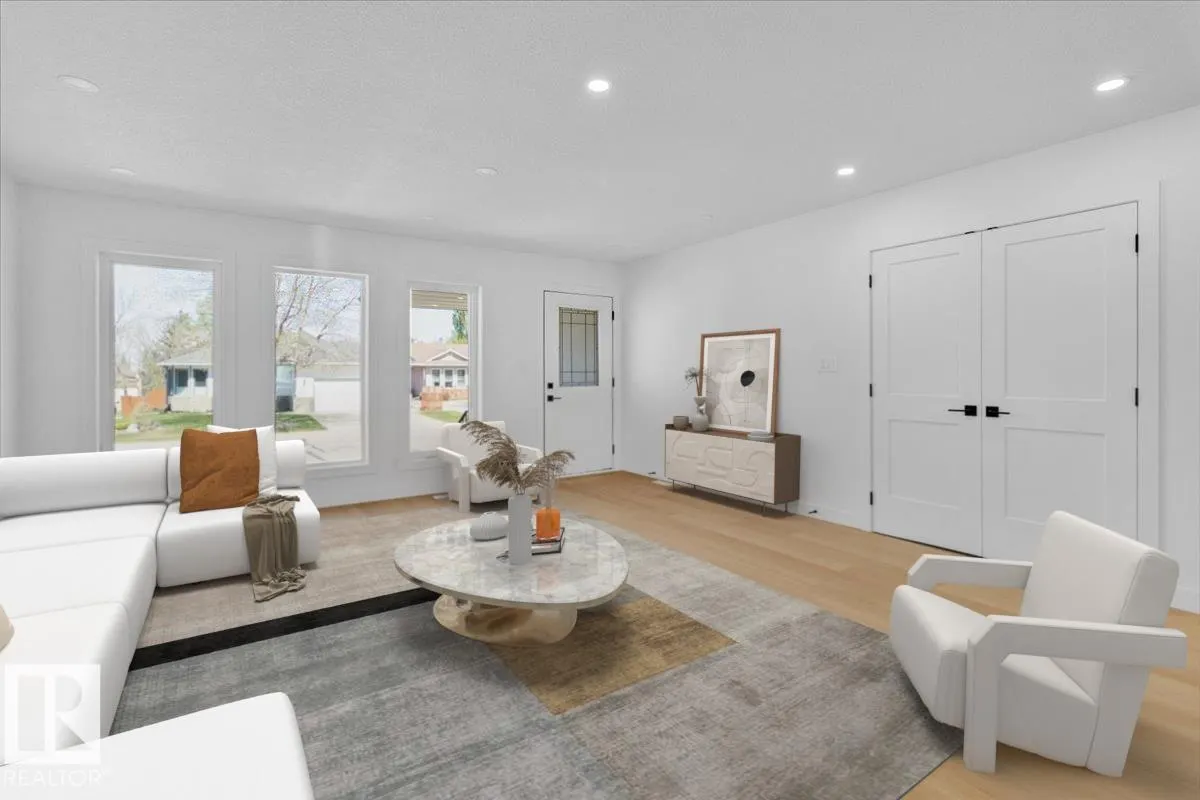 1 COACHMAN Place
