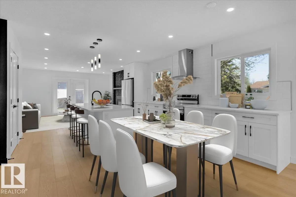 1 COACHMAN Place