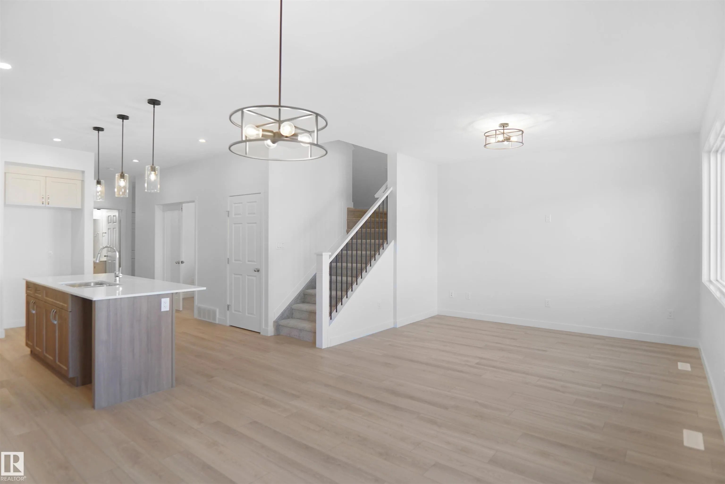 1503 26 Street