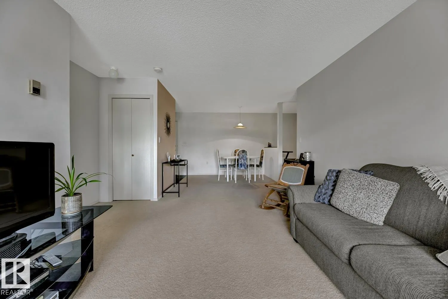 15506 106 Street