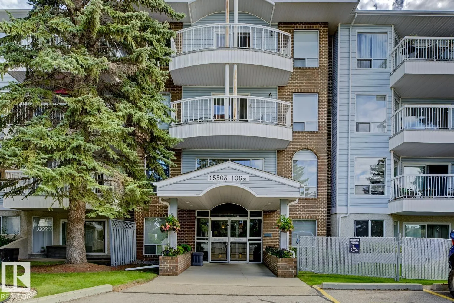 15506 106 Street