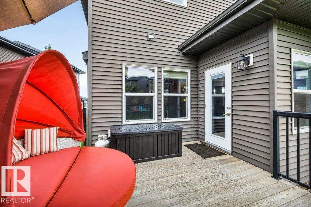 3015 Winspear Common