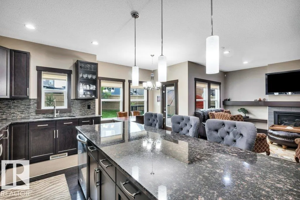 3015 Winspear Common