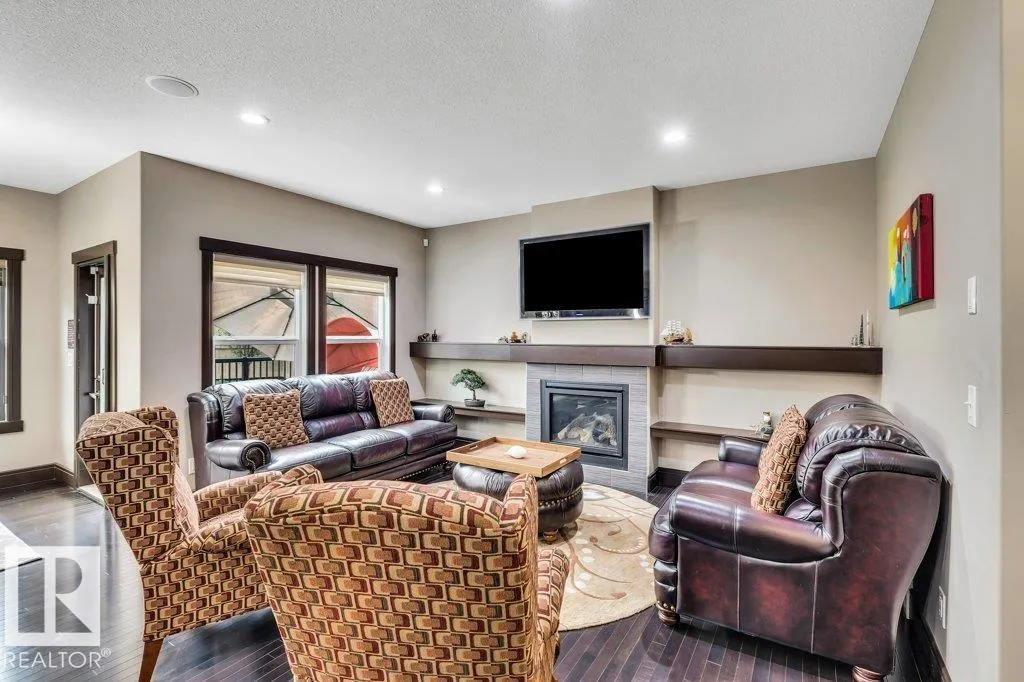 3015 Winspear Common