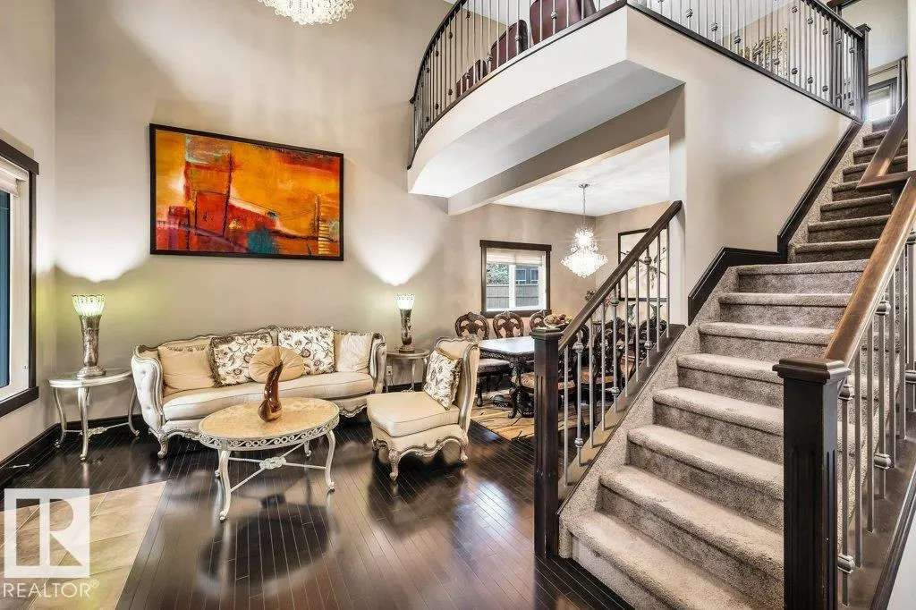 3015 Winspear Common