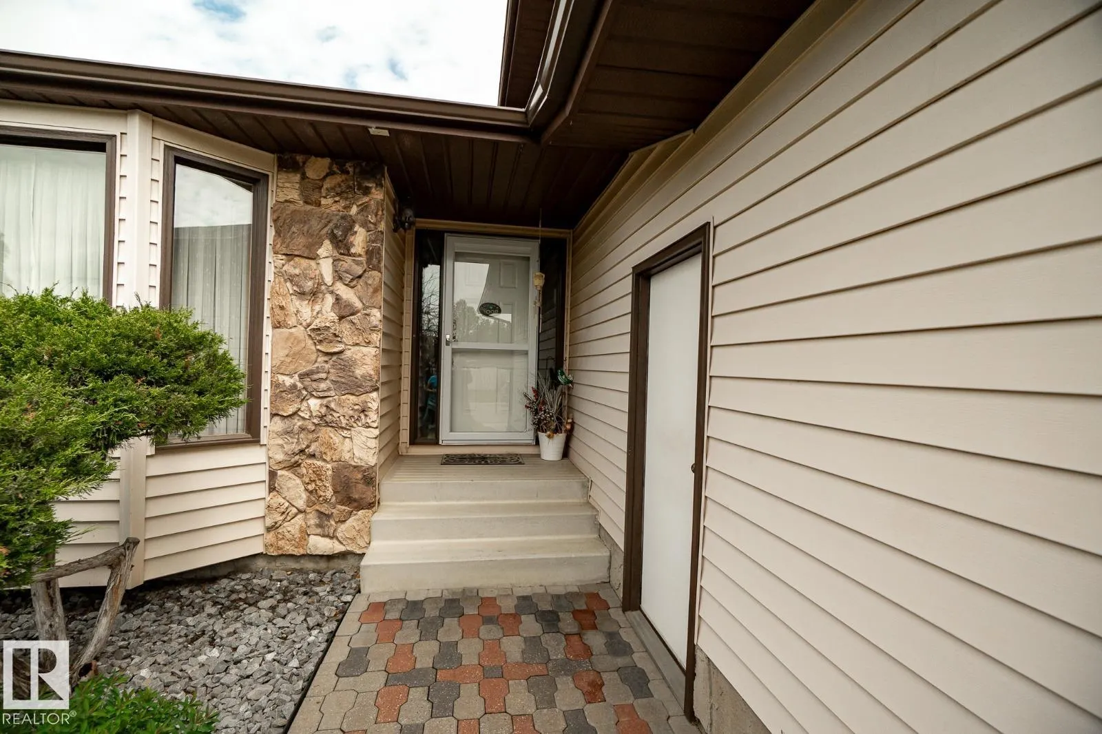 66 ALEXANDER Drive