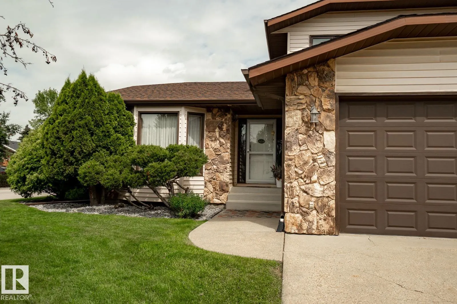 66 ALEXANDER Drive