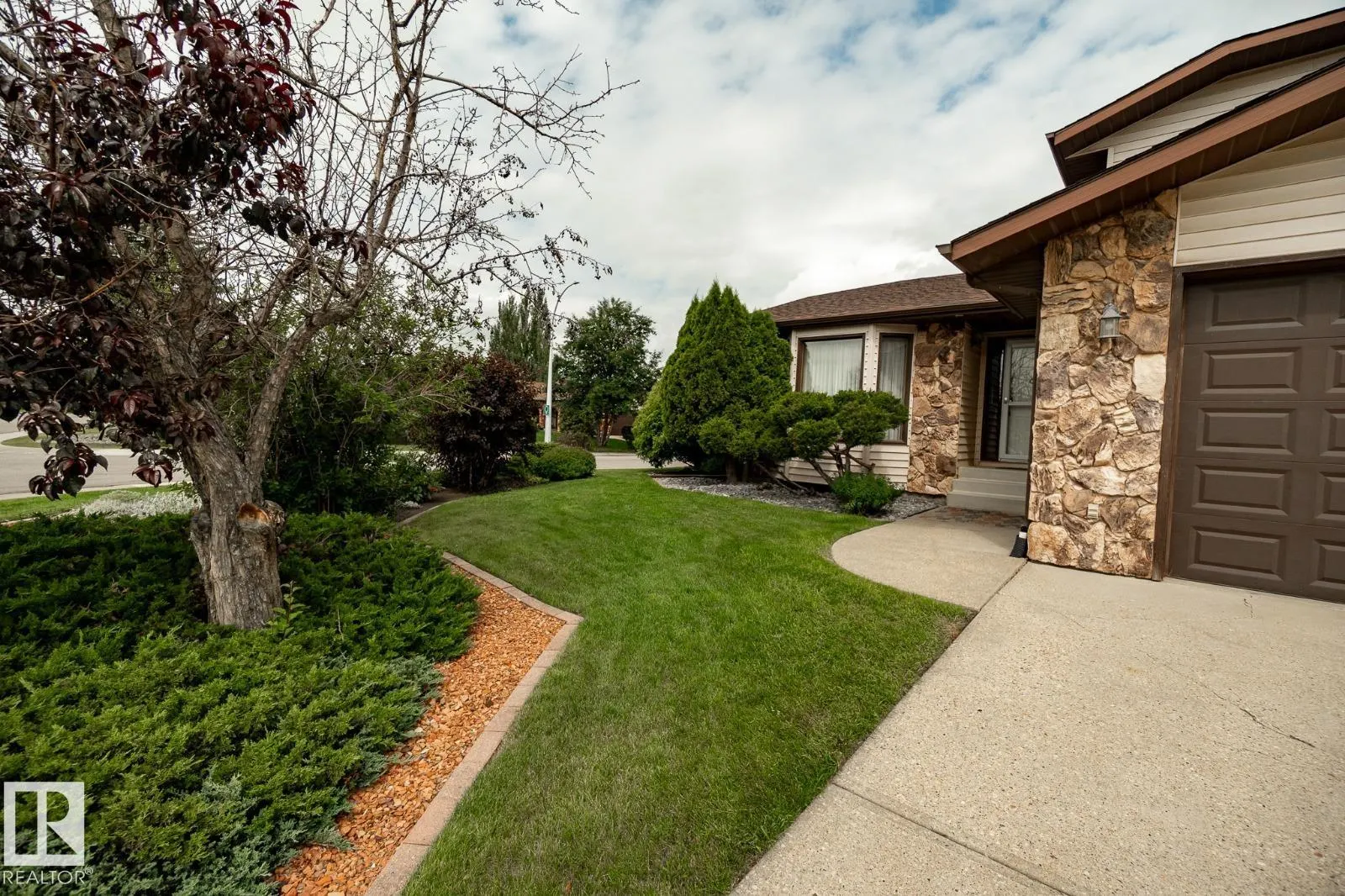 66 ALEXANDER Drive