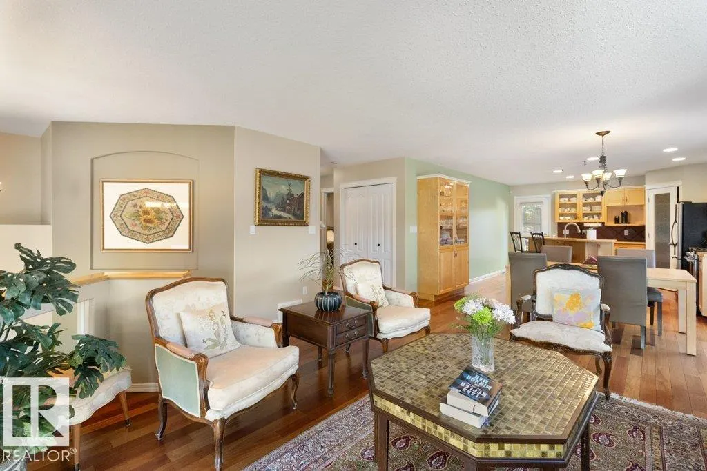 55 RIDGEHAVEN Crescent