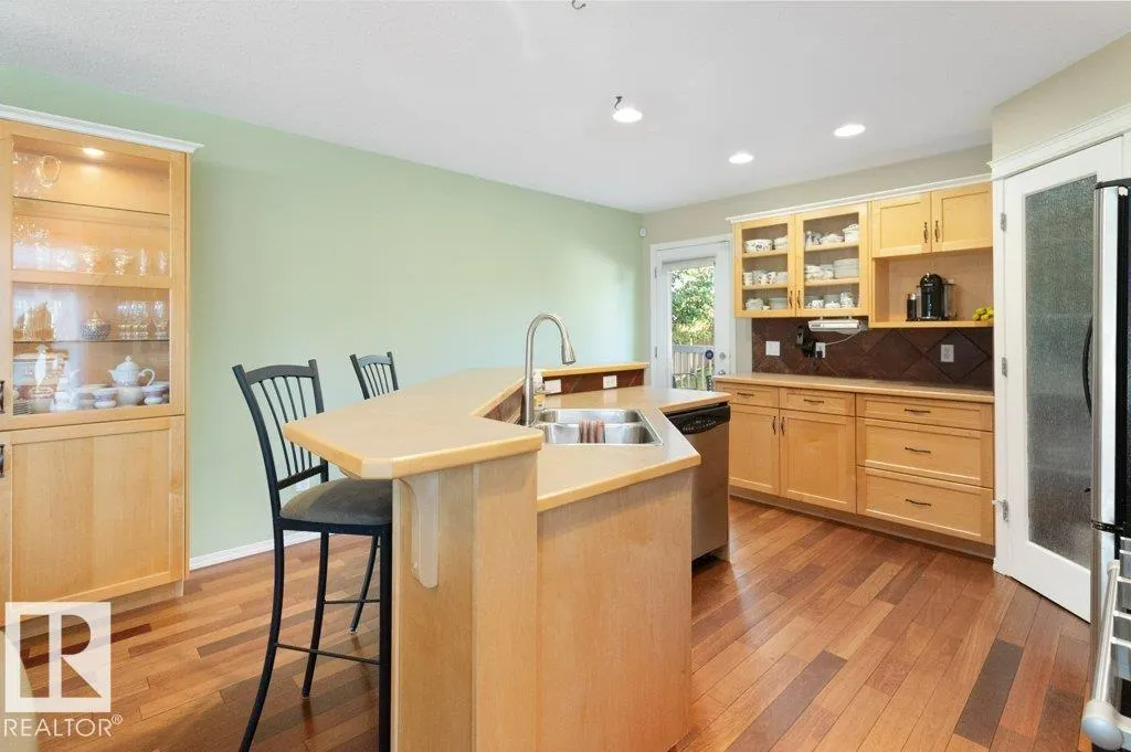 55 RIDGEHAVEN Crescent