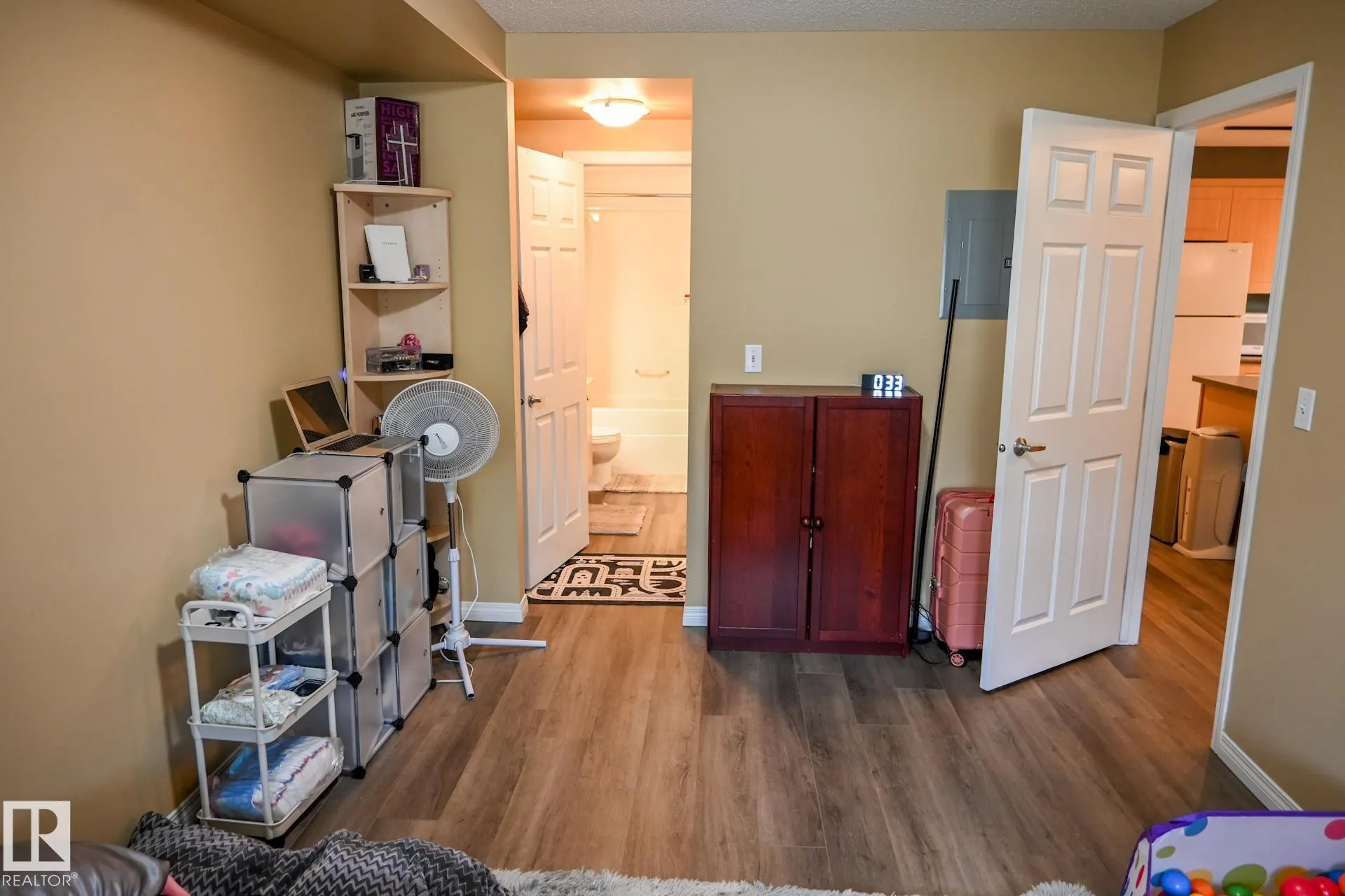 630 MCALLISTER Loop