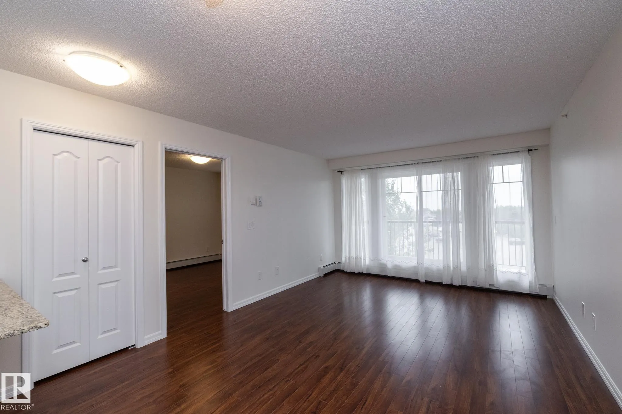 273 CHARLOTTE Way