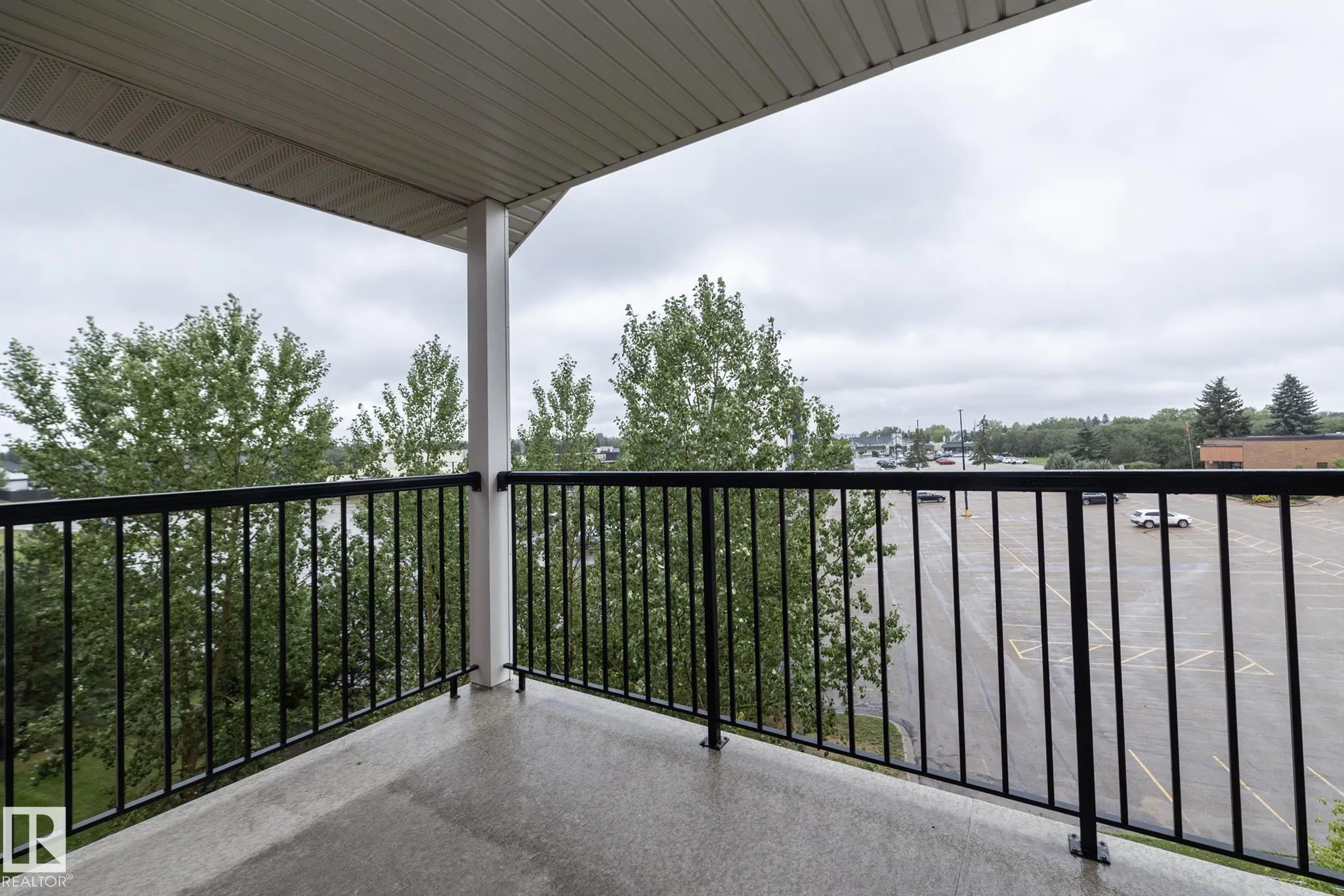 273 CHARLOTTE Way