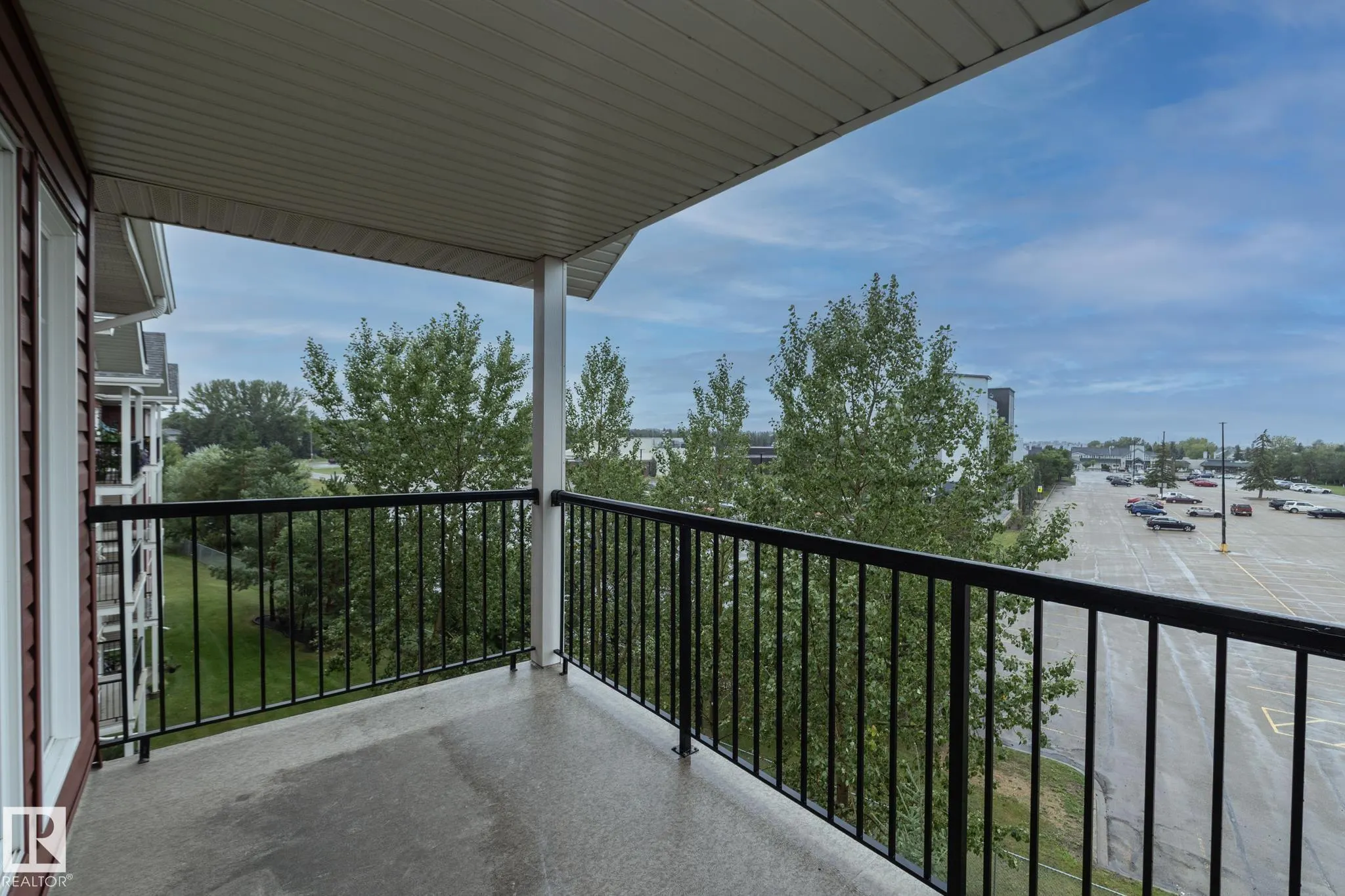 273 CHARLOTTE Way