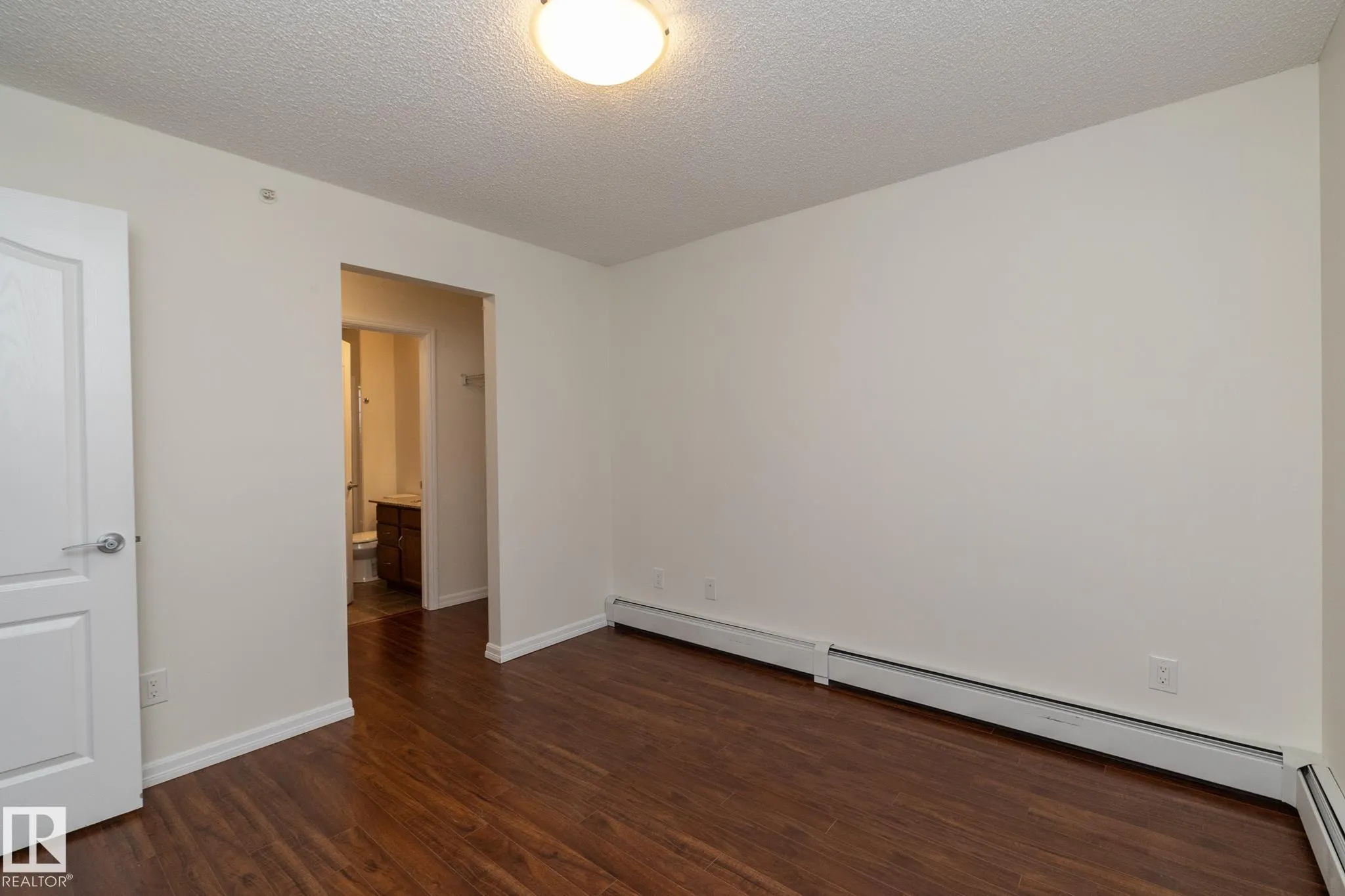 273 CHARLOTTE Way