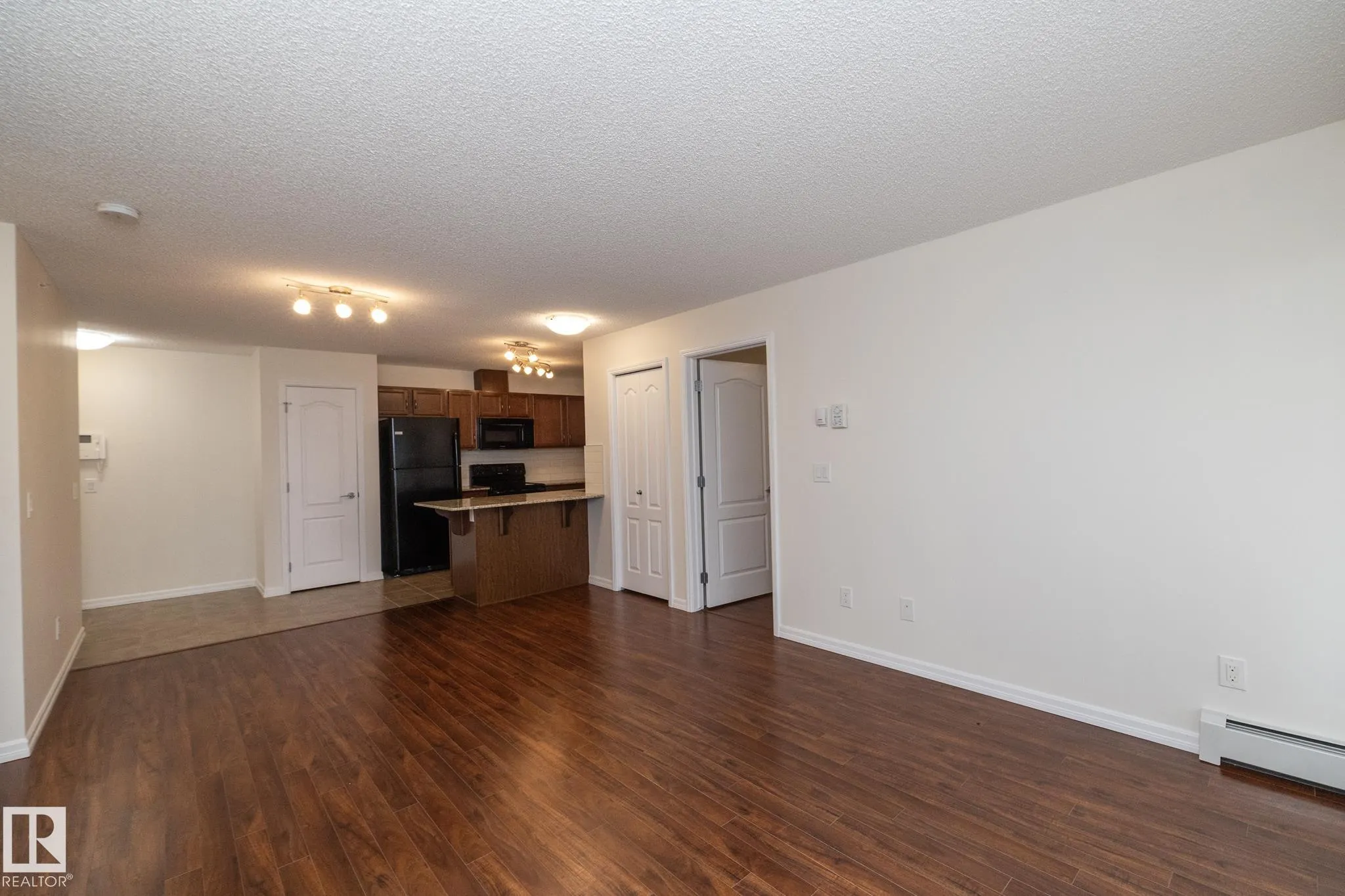 273 CHARLOTTE Way