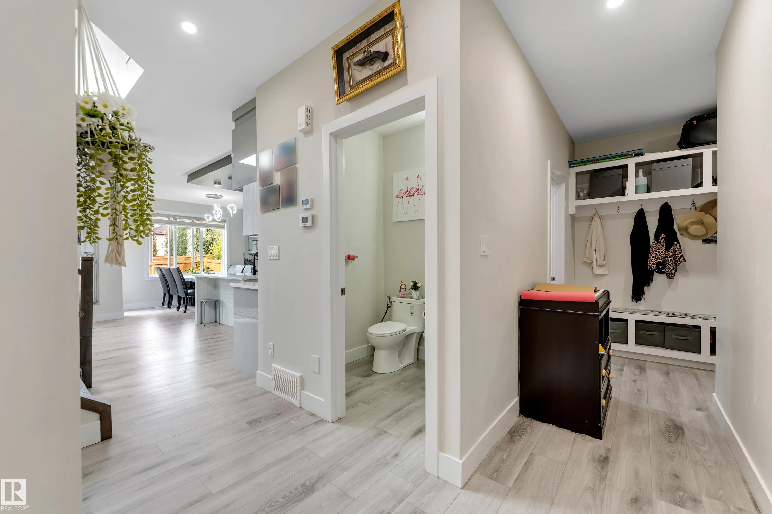 449 ROBERTS Crescent