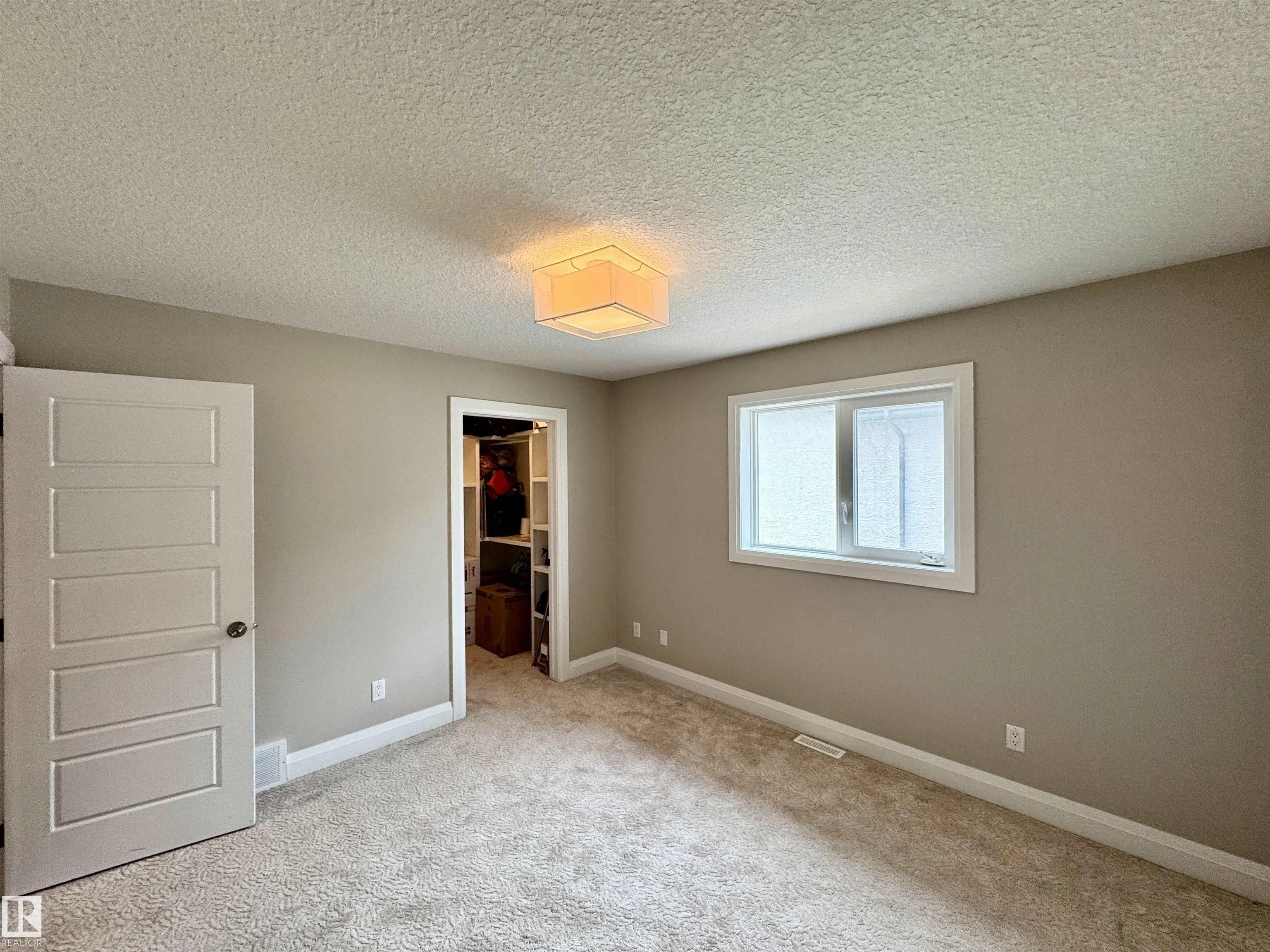 1328 ADAMSON Drive