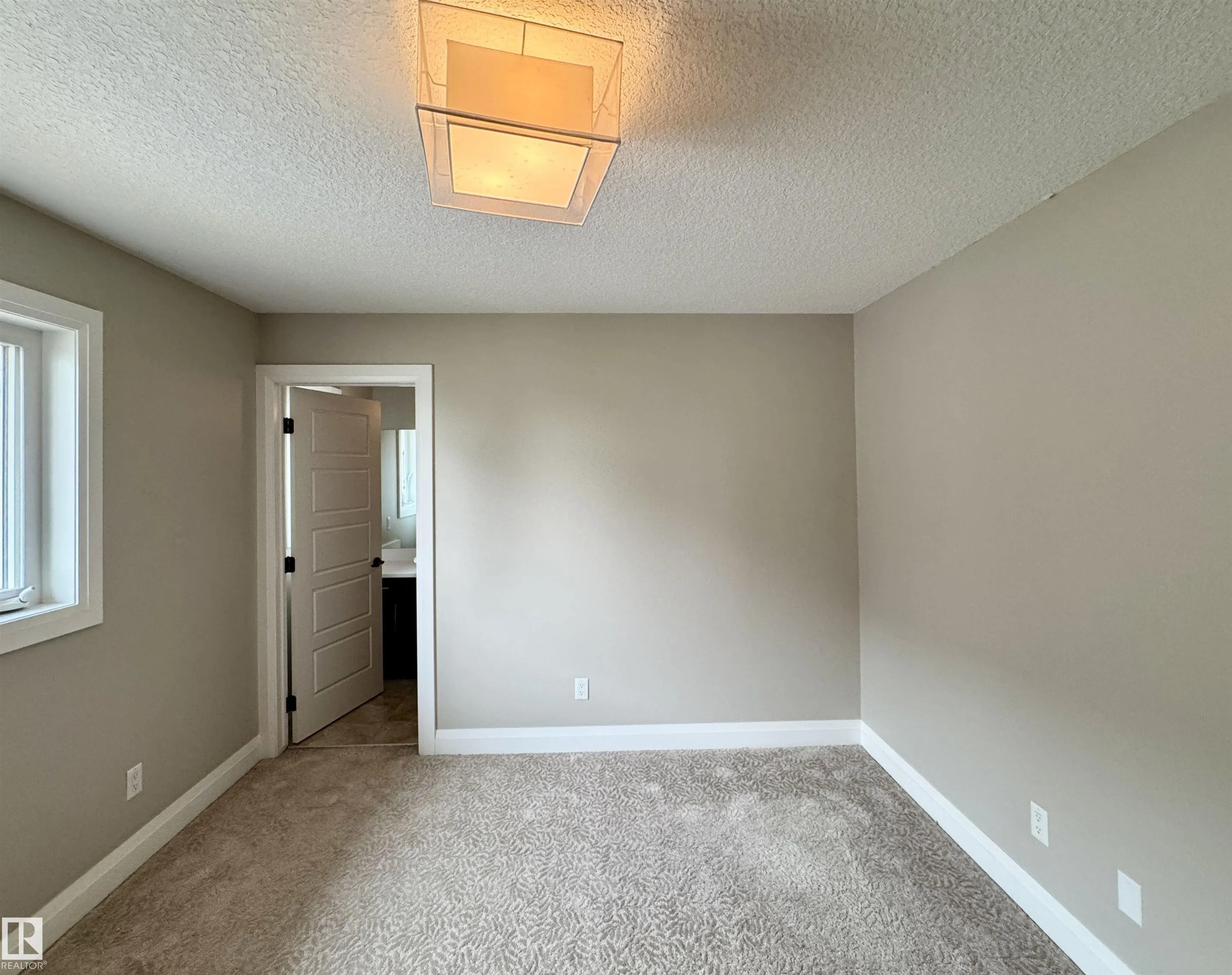 1328 ADAMSON Drive