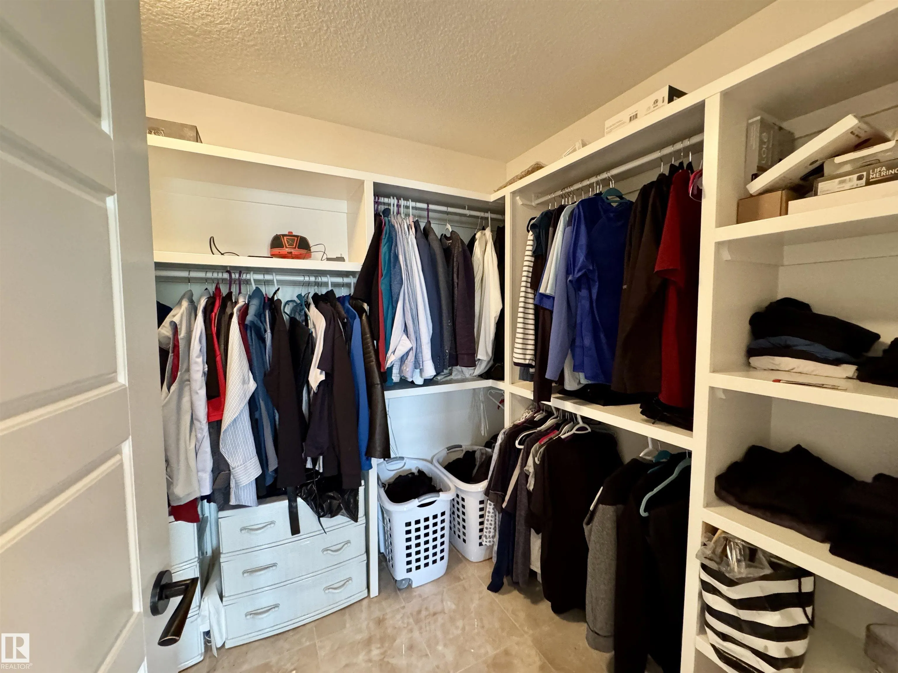 1328 ADAMSON Drive
