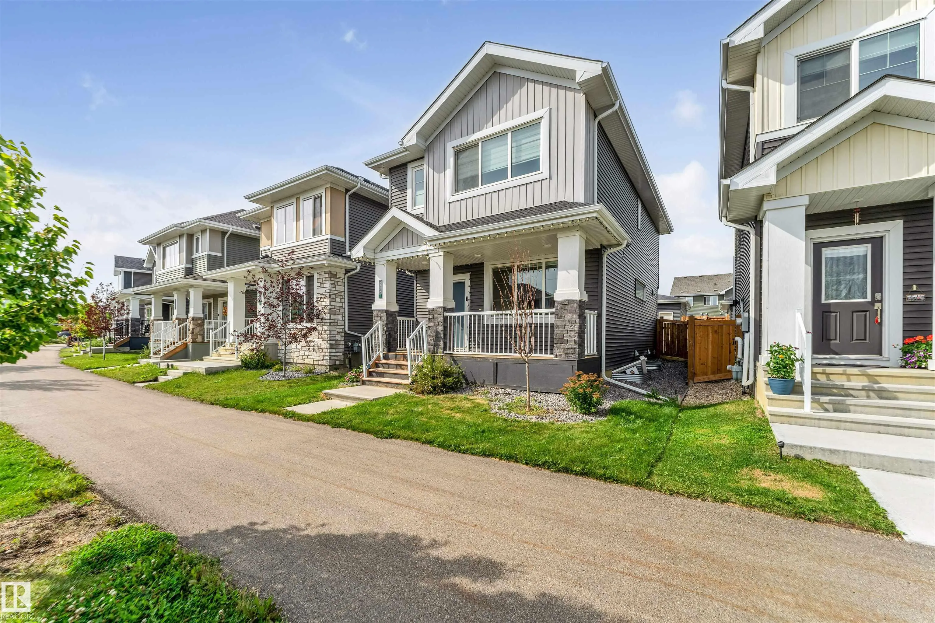 576 Glenridding Ravine Dr
